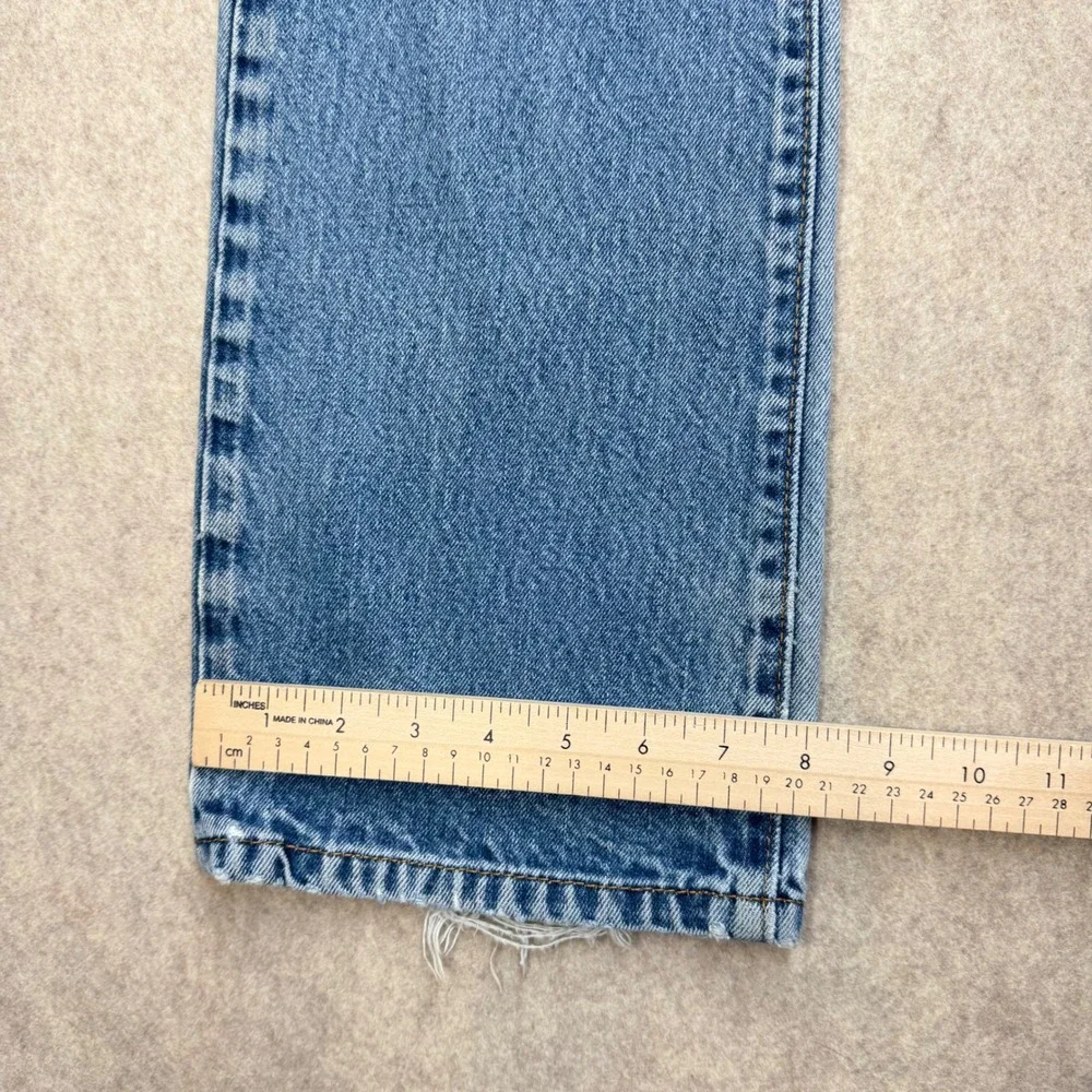 Levis distressed not